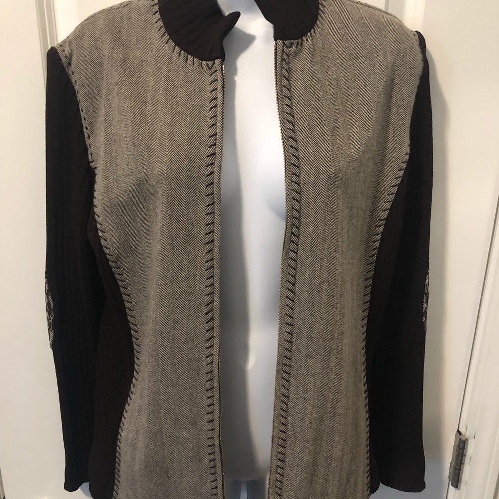 St John Sport Sweater